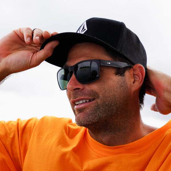 RAMBLER - Matte Black / Grey